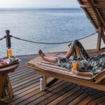 kusu_0320_relaxen_auf_der_terasse_einer_ocean_villa