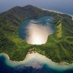 satonda-island-pulau-moyo-915x610